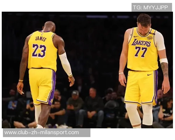 A史密斯:詹姆斯的收入应与其贡献相匹配NBA薪资水平亟待提升 A史密斯:詹姆斯的收入应与其贡献相匹配NBA薪资水平亟待提升