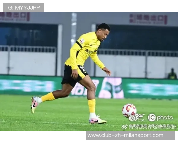 大连英博主场落后青岛西海岸阿齐兹精彩进球助队领先 大连英博主场落后青岛西海岸阿齐兹精彩进球助队领先