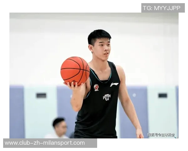 林葳期待展现最佳状态休息日热衷高尔夫运动 林葳期待展现最佳状态休息日热衷高尔夫运动