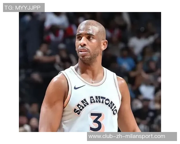 保罗适应快船角色变化努力实现生活与篮球的完美平衡