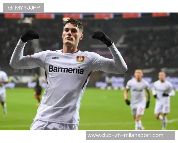 英媒报道弗兰克教练职位稳固球队承诺转会市场全力支持